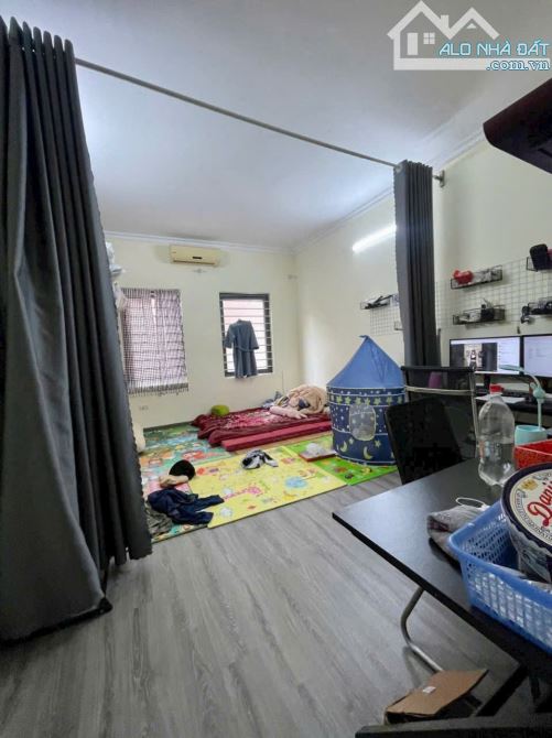 BÁN NHÀ 4T NGÔ QUYỀN HÀ ĐÔNG - PHÂN LÔ QUÂN ĐỘI - 2 MẶT NGÕ - DT ; 51M2, GIÁ HƠN 10 TỶ - 4