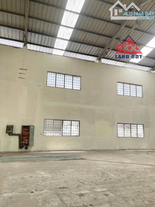 XT340 Cho thuê kho 12.000m2 trong kcn sóng thần 1 Mặt Tiền Đường Chính - 4