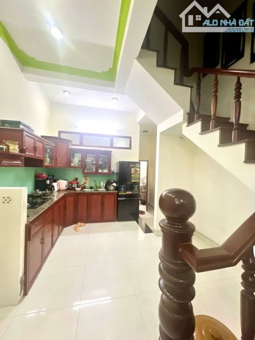 📌📌📌LÀM VIỆC TRỰC TIẾP GIÁ TỐT !!!bán nhà 2 tầng khu bộ đội trinh sát âu cơ - 4