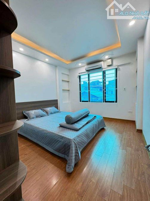 Tầm 6 tỷ- Nhà 5 tầng - phố Bà Triệu, Hà Đông- Sân vận động và Cầu Trắng- mới gần ô tô - 4