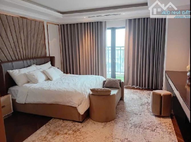 Hiếm! Bán căn Penhouse Cầu Giấy, DT 320 m2, thông tầng trên cao tuyệt đẹp! - 4