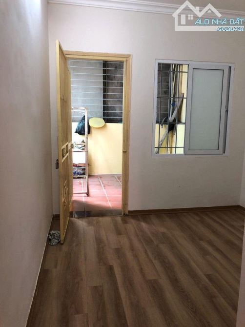 Cho thuê nhà nguyên căn Đặng Thái Thân, Phan Chu Trinh, Hoàn Kiếm. DT 40m x 4 tầng, giá - 4