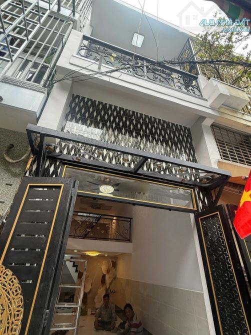 CAO ĐẠT P1 QUẬN 5 HẺM 4M Ô TÔ TỚI NHÀ,3 TẦNG MỚI Ở NGAY, SỔ HỒNG RIÊNG - 5