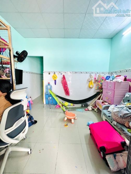 Bán nhà 2 phòng ngủ dt 4.1x 12.2m, Tống Văn Hên, Phường 15, Tân Bình, Giá nhỉnh 4 tỷ TL - 5