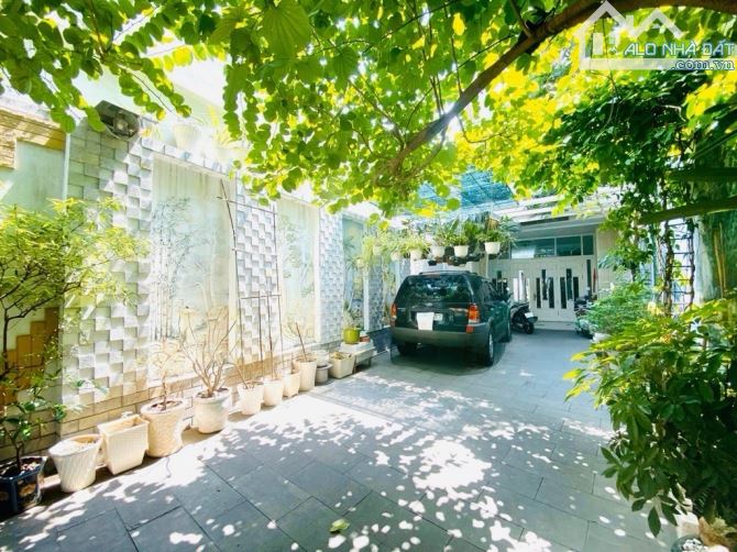 NHÀ 4 TẦNG MỚI ĐẸP MẶT TIỀN LÝ TỰ TRỌNG- HẢI CHÂU- DIỆN TÍCH LỚN 328M2- NỞ HẬU 14M - 45 TỶ - 5