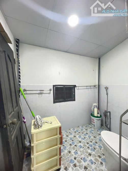 Bán nhà lô nhì Nguyễn Bình, Nhà Bè, Dt 4,2 x13m,1 lầu. Giá 4,39 tỷ - 5
