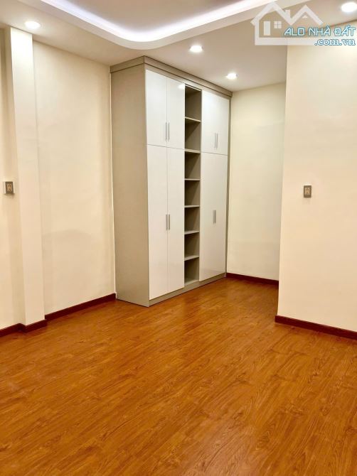 Bán nhà 2 mặt tiền đường Phan Xích Long Q11 dt( 4 x 20m) giá 13 tỷ - 5