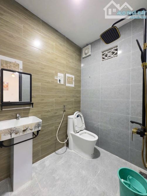 BÁN NHÀ ĐẸP GẦN CHỢ KP4 TRẢNG DÀI  📍 Vị trí: Gần chợ Văn Phòng Kp4, ra ngã tư Nguyễn Khuy - 5