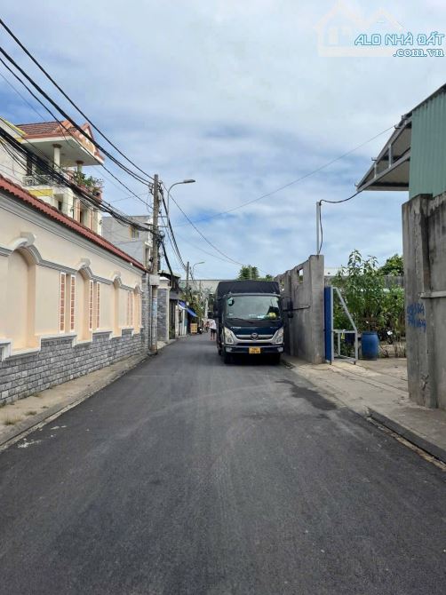 Bán 2 lô đất mặt tiền đường 9 tăng nhơn phú B -235m2 - 5