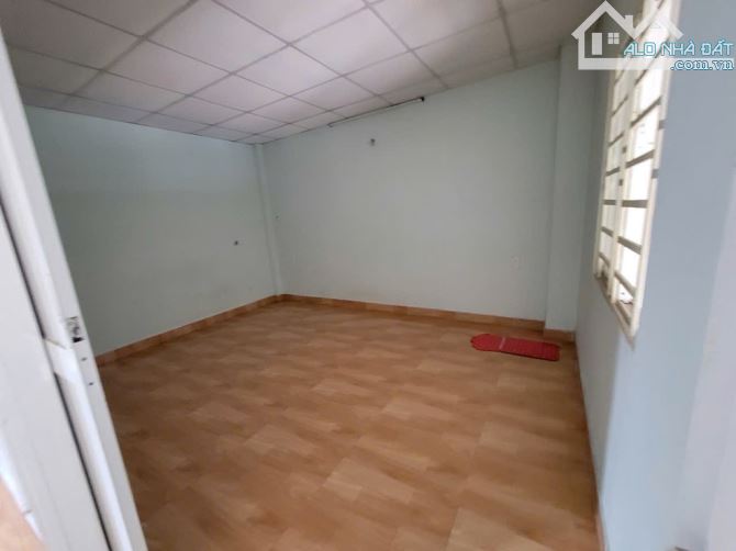 NGANG BỀ THẾ 6,5M HIỆP THÀNH 13 HẺM XE HƠI VÀO NHÀ SIÊU RẺ CÓ DÒNG TIỀN - 5