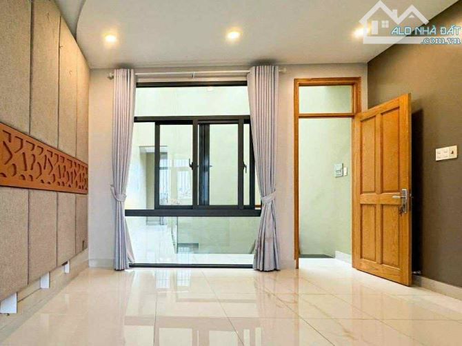 ĐÔNG HƯNG THUẬN 114M NHÀ 3 TẦNG NỞ HẬU TÀI LỘC SÁT MT SONG HÀNH CHỈ 6,8 TỶ - 5