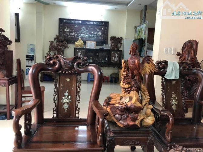 Bán nhà 2 tầng mặt phố Đường 131, Sóc Sơn, Hà Nội. diện tích 110m2, nhỉnh 7 tỷ - 5