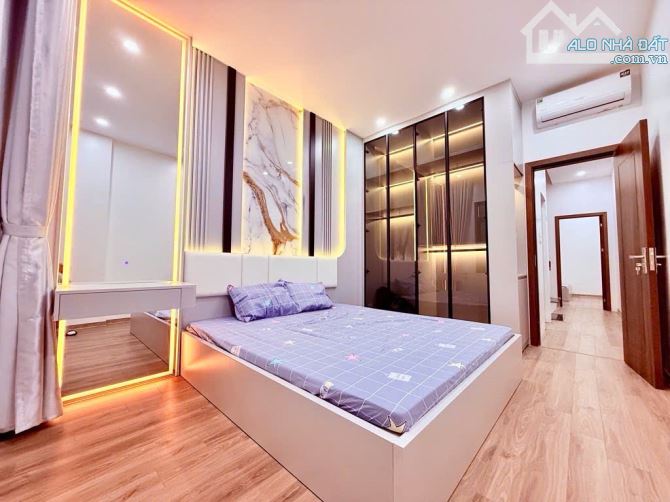 Bán nhà Nguyễn Phong Sắc – 63m2, 6T, MT 5.2m, phân lô, TM, 21 tỷ - 5