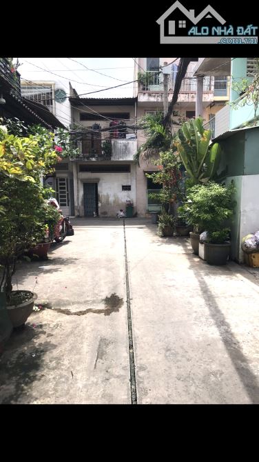 Bán nhà quận 11 - 5 tầng đổ BTCT kiên cố - Hẻm 5m - Dòng tiền 15tr/th giá 7,8 tỷ - 5