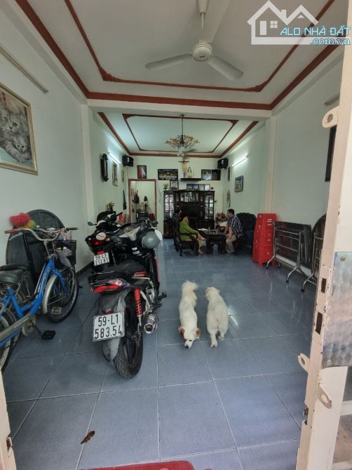 BÁN NHÀ 2 TẦNG 3PN, MỚI ĐẸP Ở NGAY 53M2- QUẬN 8, PHẠM THẾ HIỂN P6 - GIÁ CHỈ NHĨNH 5TY. - 5
