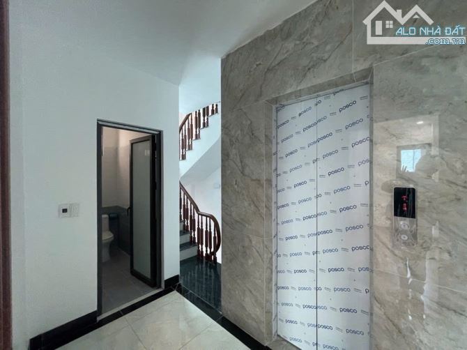 B.Á.N NHÀ  THƯỢNG CÁT, SÁT VIN ĐAN PHƯỢNG,  LÔ GÓC, Ô TÔ GẦN , THANG MÁY  40M2,  5 TỶ 7 - 5