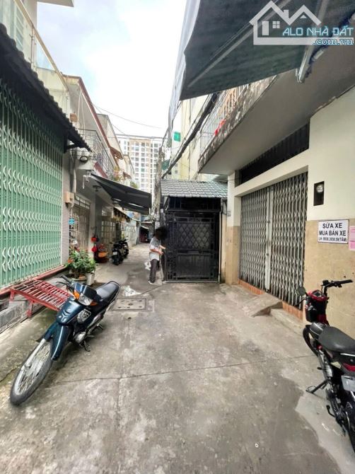 CHDV 12p Khép kín FUll 50tr1th 4,2x28m 3 tầng hẻm oto Ung Văn Khiêm P25 Bình Thạnh 16tyx - 5