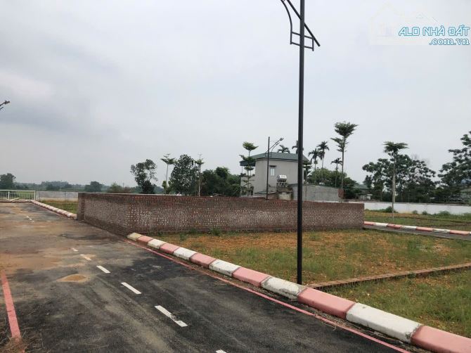 View Hồ- Hai Thoáng - Giáp Tuyến Metro Số 5 Hoà Lạc - Thạch Thất - DT:102m Mặt Tiền 6m - 5