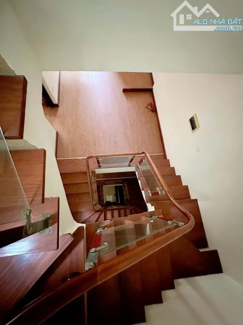 Nhà phố Hào Nam -Vị trí trung tâm, ngõ nông gần phố, vài bước ra ga Cát Linh, chợ Vũ Thạnh - 5