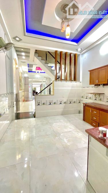 Chính chủ bán gấp nhà 4 tầng khu VIP nhất Trương Thị Hoa kế bên Gò Vấp CHỉ 7,59 Tỷ - 5
