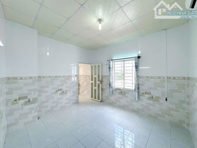 Nhà 2 lầu 4 phòng ngủ hẻm 41 Võ Trường Toản, Ninh Kiều - 2 tỷ 590 triệu - 6