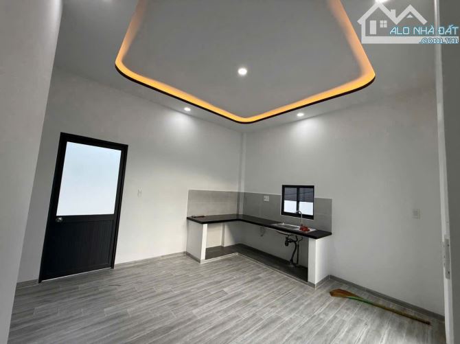 bán nhà đẹp mới xây hiện đại sân vườn rộng rãi - 6