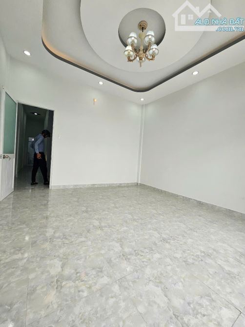 Bán nhà Bình Chánh chính chủ sổ  riêng 680 triệu(hỗ trợ vay 60%) - 6