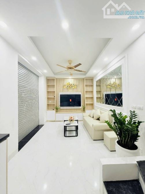 Nhà Đẹp Trung Tâm Cầu Giấy, Giá Tốt 🏡 Bán nhà Yên Hòa – Cầu Giấy, ngõ 79 thông tứ phía, đ - 6