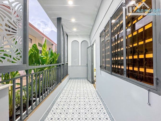 Siêu phẩm hiện đại, 5x12m kế Kiều Đàm, nội thất cao cấp, Giá nhỉnh 8 tỉ - 6