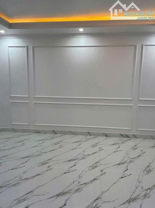🏡✨ CHÍNH CHỦ CẦN BÁN NHÀ TẠI TUYẾN 2 HỒ SEN VỚI GIÁ CHỈ 3.xx TỶ! - 6