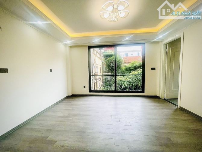 💥CUỘC SỐNG TINH TUYỂN: Thái Hà 39m2, 6T TM, gần phố, mới xây, ngõ thông, sát ô tô - 6