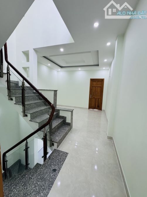 KHU PHÂN LÔ HƯƠNG LỘ 2 BÌNH TÂN - ĐƯỜNG NHỰA 6M - 3 TẦNG MỚI ĐẸP - 64M2 CHỈ HƠN 5 TỶ - 6
