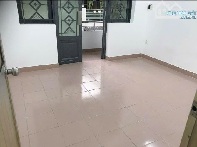 BÁN NHÀ 3 TẦNG MẶT TIỀN DIÊN HỒNG- SÁT CHỢ BÀ CHIỂU-5  PHÚT QUA QUẬN 1-CHỈ 8,9 TỶ - 6