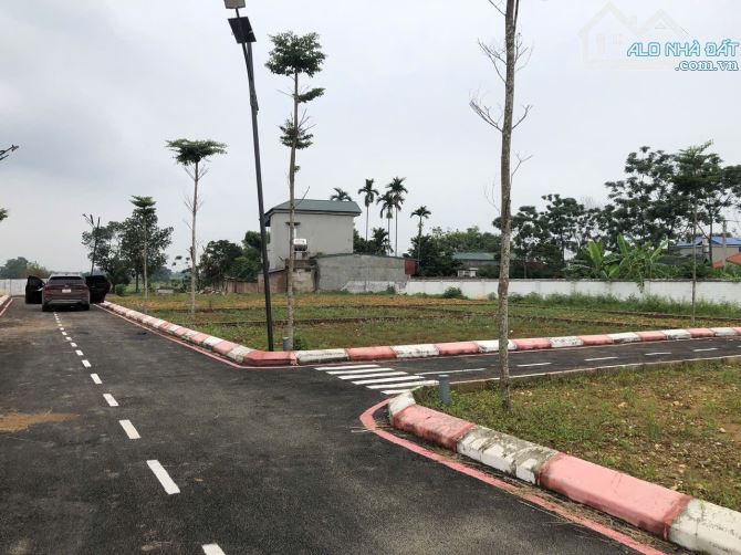 View Hồ- Hai Thoáng - Giáp Tuyến Metro Số 5 Hoà Lạc - Thạch Thất - DT:102m Mặt Tiền 6m - 6