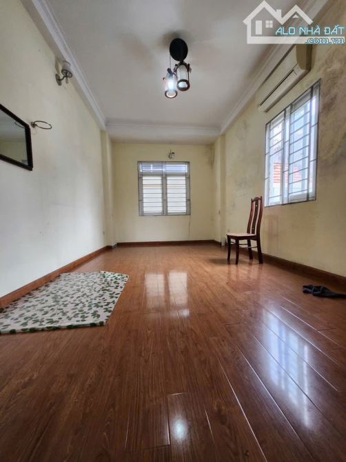 Bán nhà Tam Trinh - Mai Động. Căn góc 3 mặt thoáng. Cách phố 100M - 1 ngoặt tới nhà. - 7