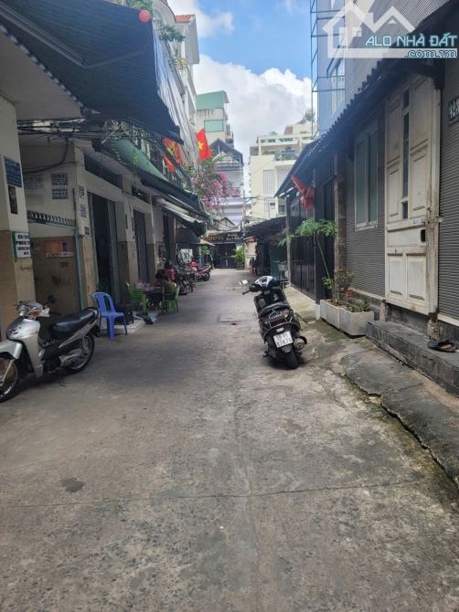 BÁN CHDV HXH UNG VĂN KHIÊM - KHU NHIỀU TRƯỜNG ĐẠI HỌC - THU GẦN 800TR/NĂM. CHỈ 16 TỶ HƠN. - 7