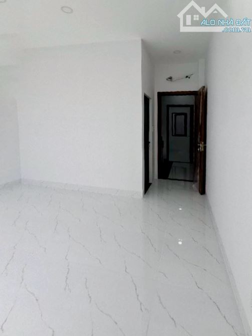 SHR - 6,8 tỷ. Nhà mới full nội thất ở ngay 4 tầng - 4x13m, hẻm 5m, Bình Tiên Q6 - 7