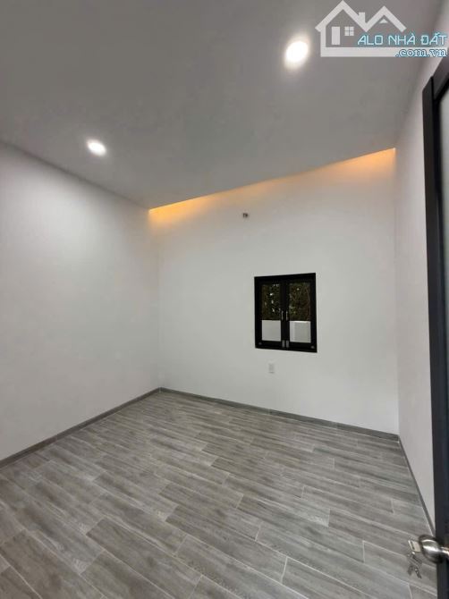 bán nhà đẹp mới xây hiện đại sân vườn rộng rãi - 7