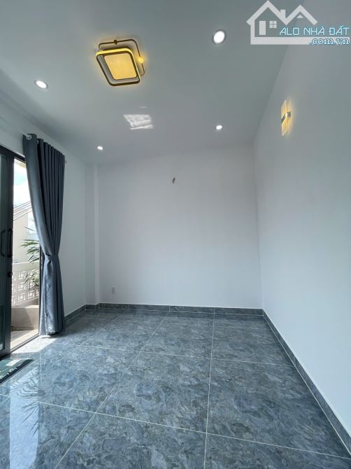 Bình Tân - Đường Bia Truyền Thống- 5 Tầng- 50m2- OTO Ngủ Trong Nhà - Full Nội Thất - 7,6T - 7