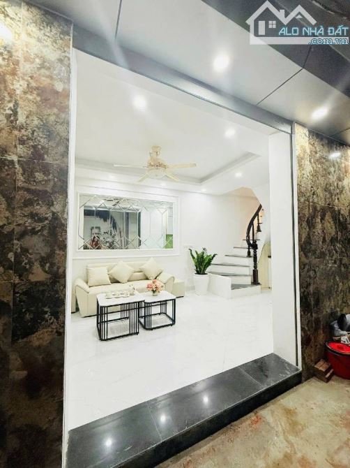 Nhà Đẹp Trung Tâm Cầu Giấy, Giá Tốt 🏡 Bán nhà Yên Hòa – Cầu Giấy, ngõ 79 thông tứ phía, đ - 7