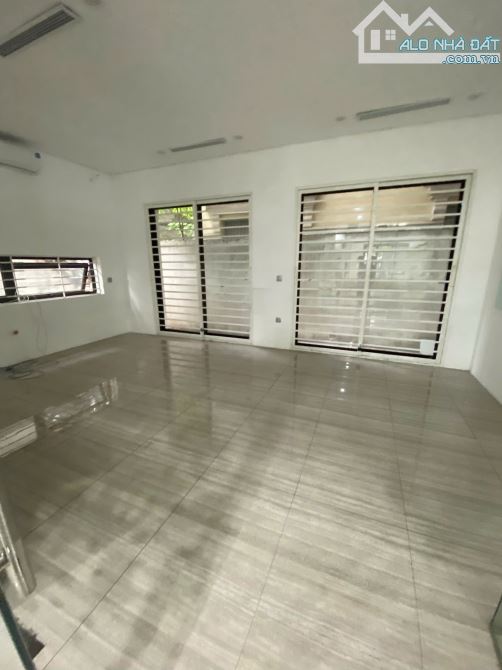 Cho thuê biệt thự KĐT Nam Cường, Bắc Từ Liêm. DT 200m2, 4 nổi, 1 hầm, thang máy. Giá 60tr - 7