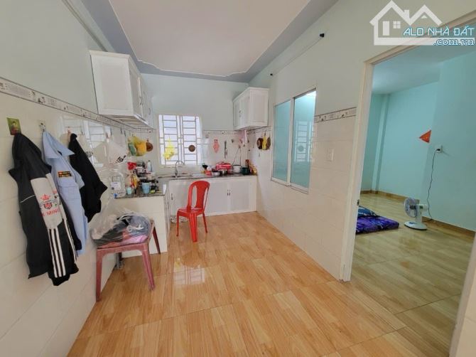 NGANG BỀ THẾ 6,5M HIỆP THÀNH 13 HẺM XE HƠI VÀO NHÀ SIÊU RẺ CÓ DÒNG TIỀN - 7