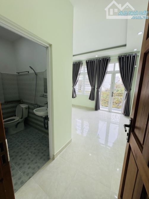KHU PHÂN LÔ HƯƠNG LỘ 2 BÌNH TÂN - ĐƯỜNG NHỰA 6M - 3 TẦNG MỚI ĐẸP - 64M2 CHỈ HƠN 5 TỶ - 7