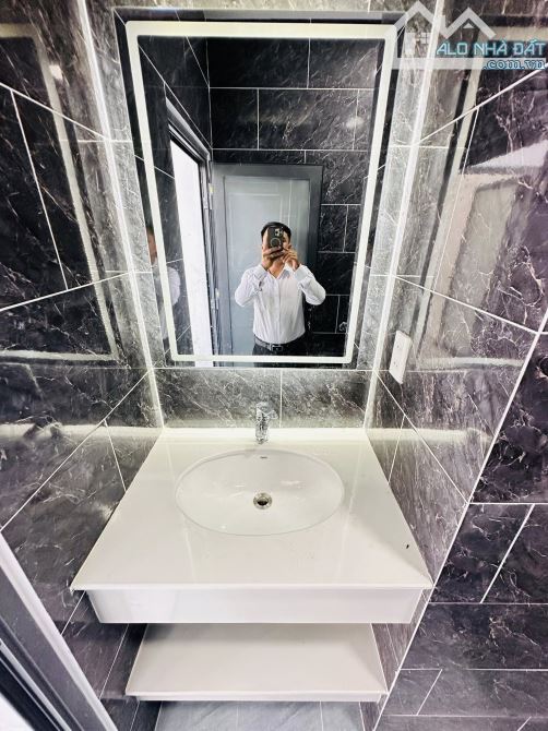 KẸT TIỀN THUONG LƯỢNG BÁN GẤP NHÀ 03 PHÒNG NGỦ CẦN THƠ 1ty550 - 7
