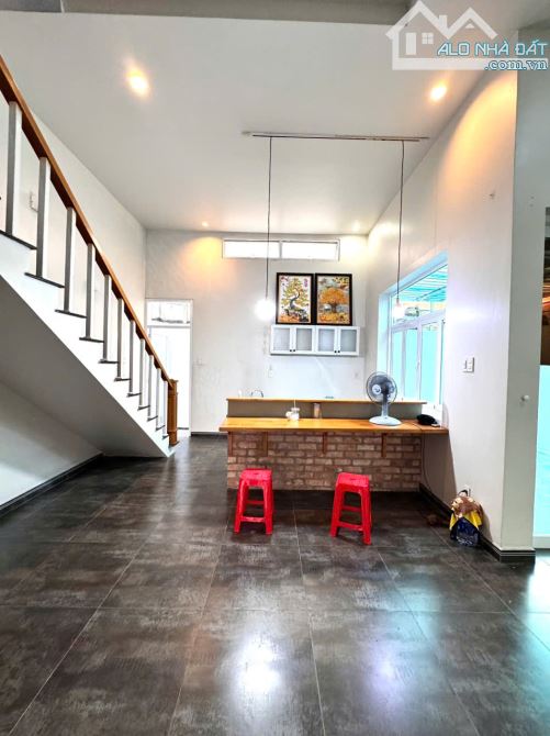 Cho thuê nhà 3 lầu Đào Tông Nguyên, Nhà Bè, DT 8 x12,5m. Giá 15 triệu/ tháng - 7