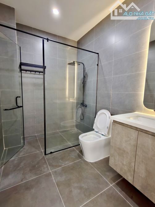HXH - SÁT MT - PHỐ ẨM THỰC PHAN XÍCH LONG - P2 PHÚ NHUẬN - NHÀ 5 TẦNG - 60M2 - CHỈ 13.6T - 7