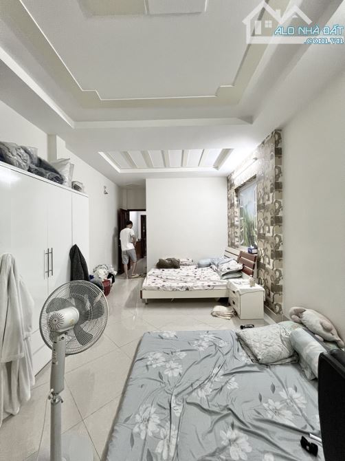 BÁN NHÀ HẺM XE TẢI 6M QUANG TRUNG, 4 TẦNG, 3.7X20, 79M², GẦN BỆNH VIỆN HỒNG ĐỨC, UBND - 7