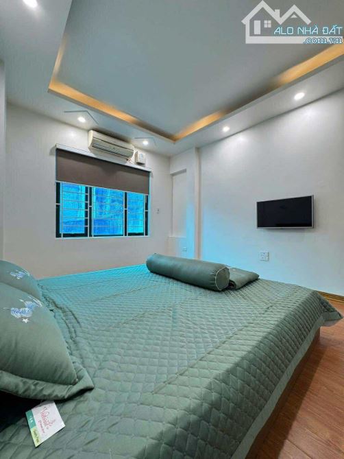 Tầm 6 tỷ- Nhà 5 tầng - phố Bà Triệu, Hà Đông- Sân vận động và Cầu Trắng- mới gần ô tô - 7