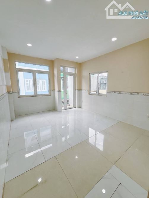 💥KẾ BÊN Đ.SỐ - HOÀNG DIỆU - 4 TẦNG - NHỈNH 7 TỎI 💲 TL 9 chủ - 8