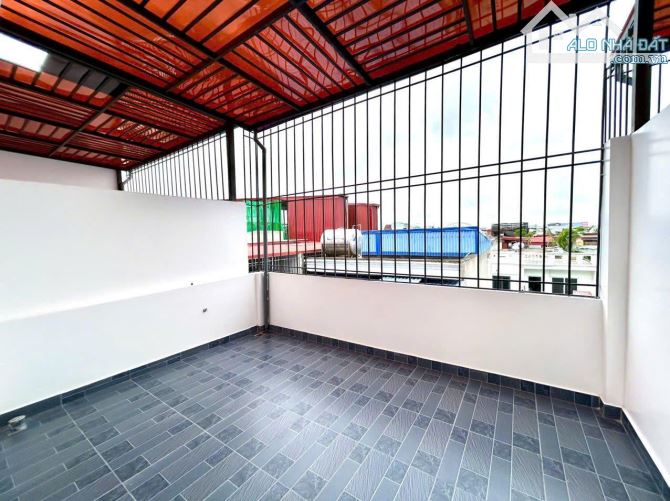 🏡✨ CHÍNH CHỦ CẦN BÁN NHÀ TẠI TUYẾN 2 HỒ SEN VỚI GIÁ CHỈ 3.xx TỶ! - 9